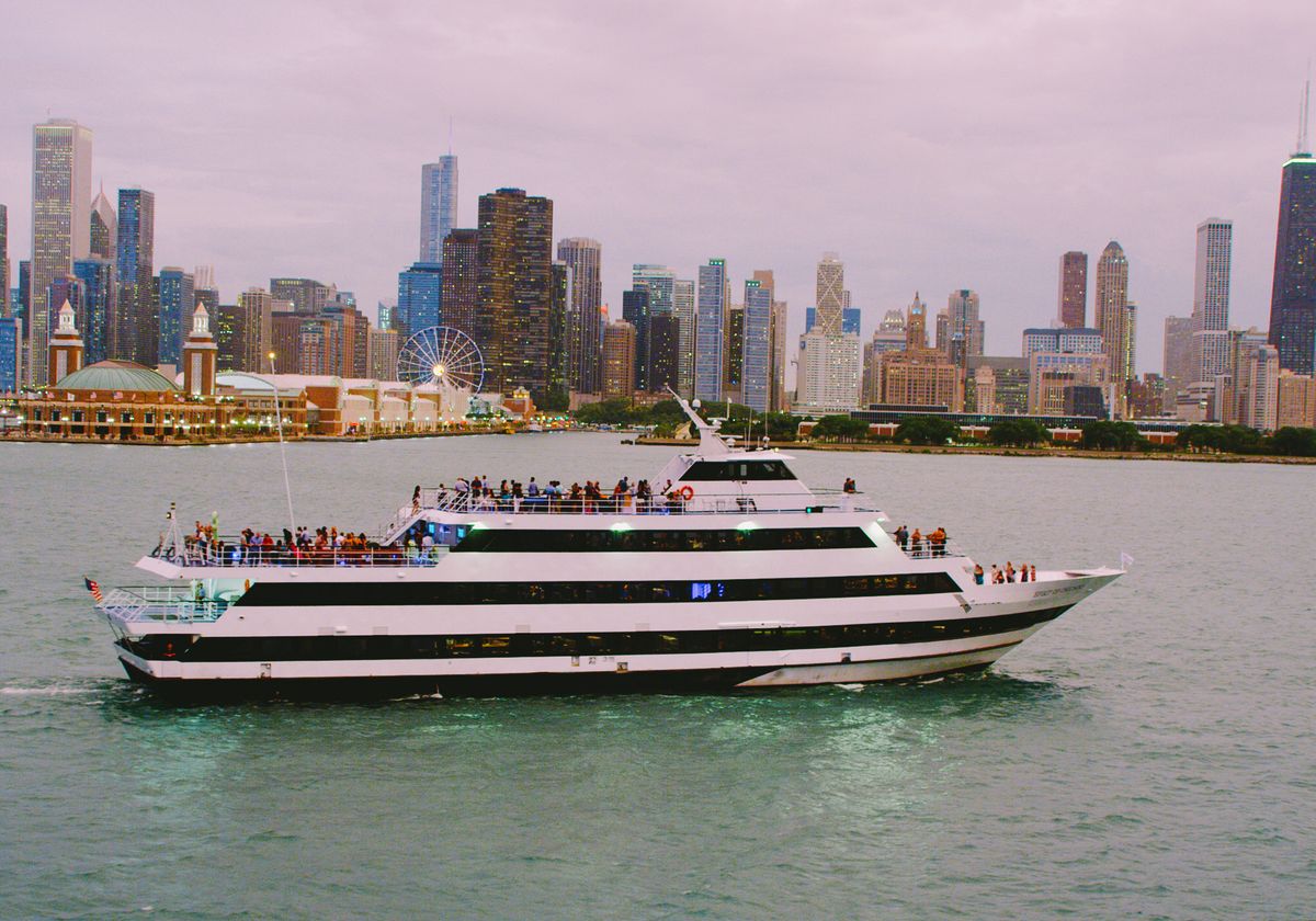 After Dark Moonlight Cruise on Lake Michigan | City Experiences