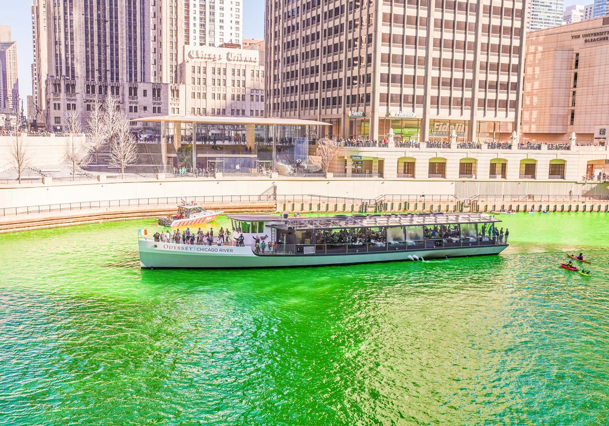 St. Patrick's Day in Chicago - 21c Chicago