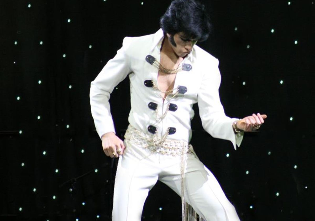 Elvis performer