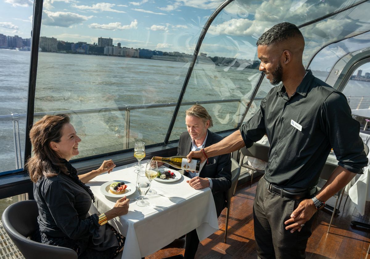 Bateaux New York Premier Lunch Cruise met City Cruises door City Experiences