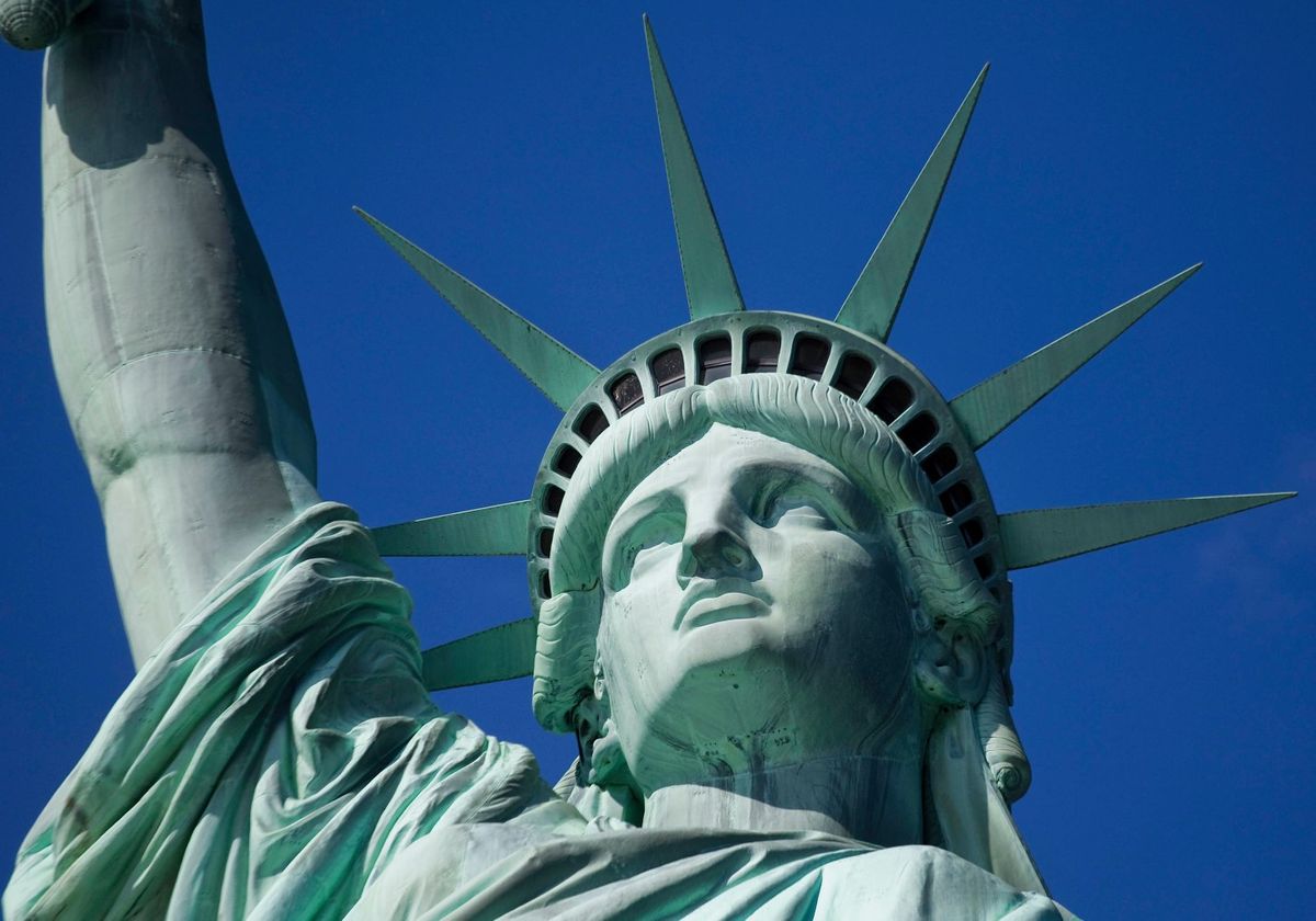 NY, riapre la corona della Statua della Libertà, chiusa dal marzo