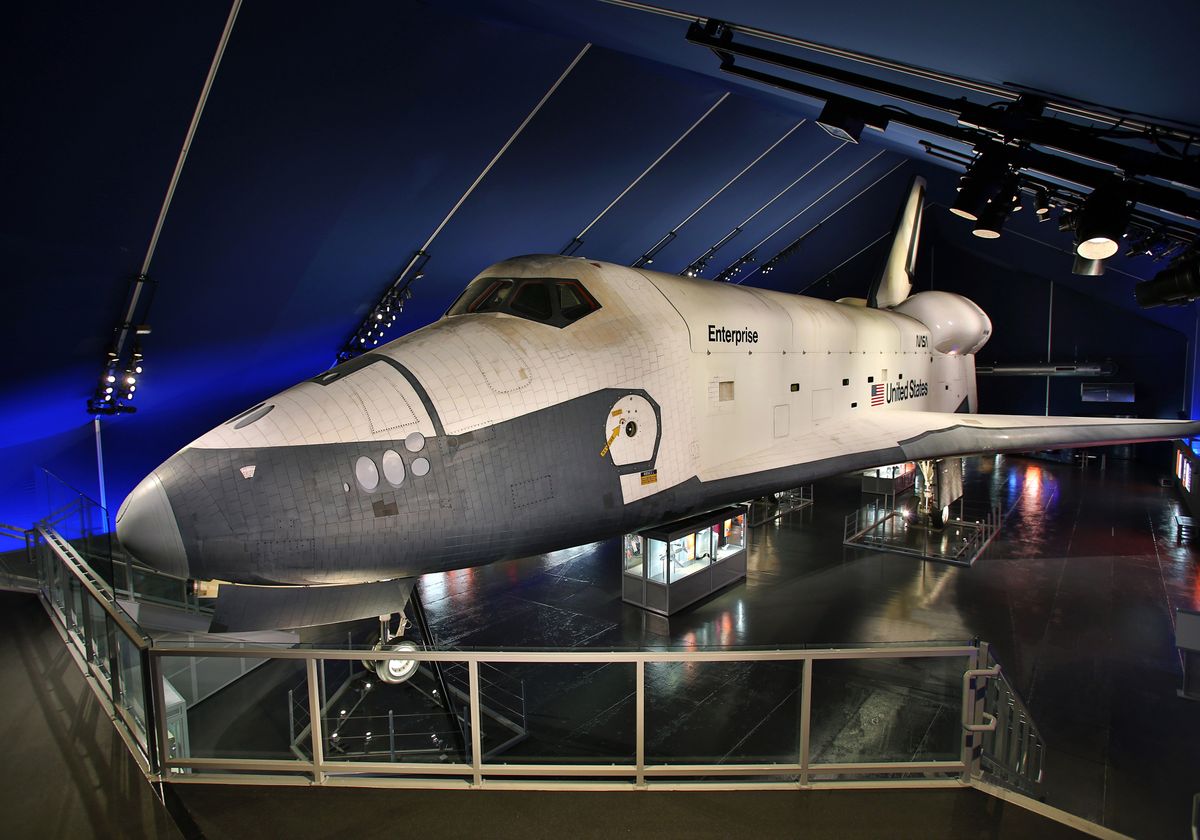 Bus Trip to the Intrepid Sea, Air & space Meseum