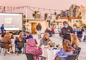 Dinner Movies On The San Diego Bay Movies On A Boat City Experiences