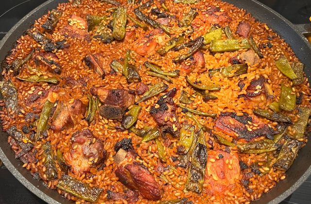 Visit　Paella　Tapas　Madrid　in　and　Market　Cooking　Tours　Class　with　–　Devour