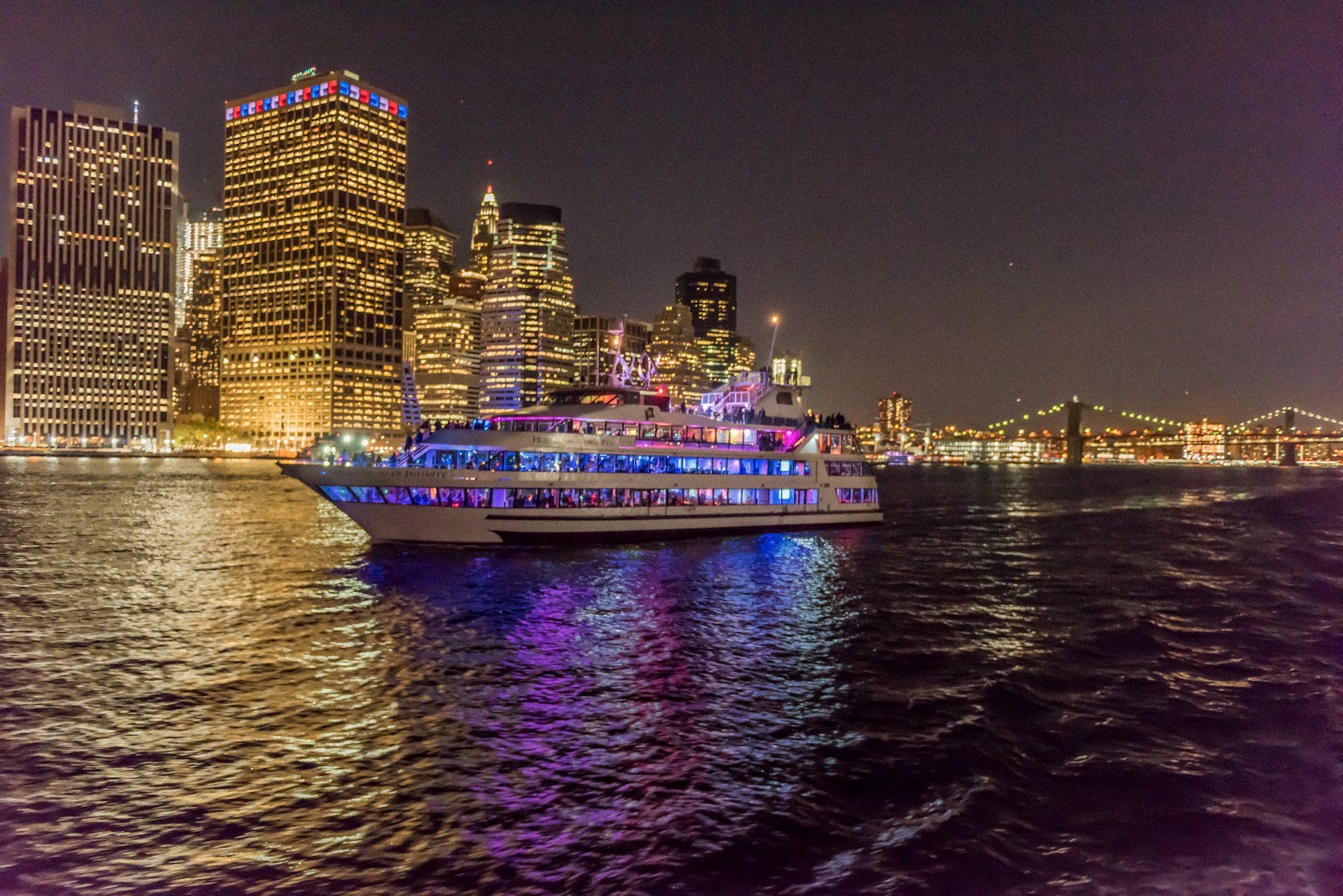 new york river cruise night