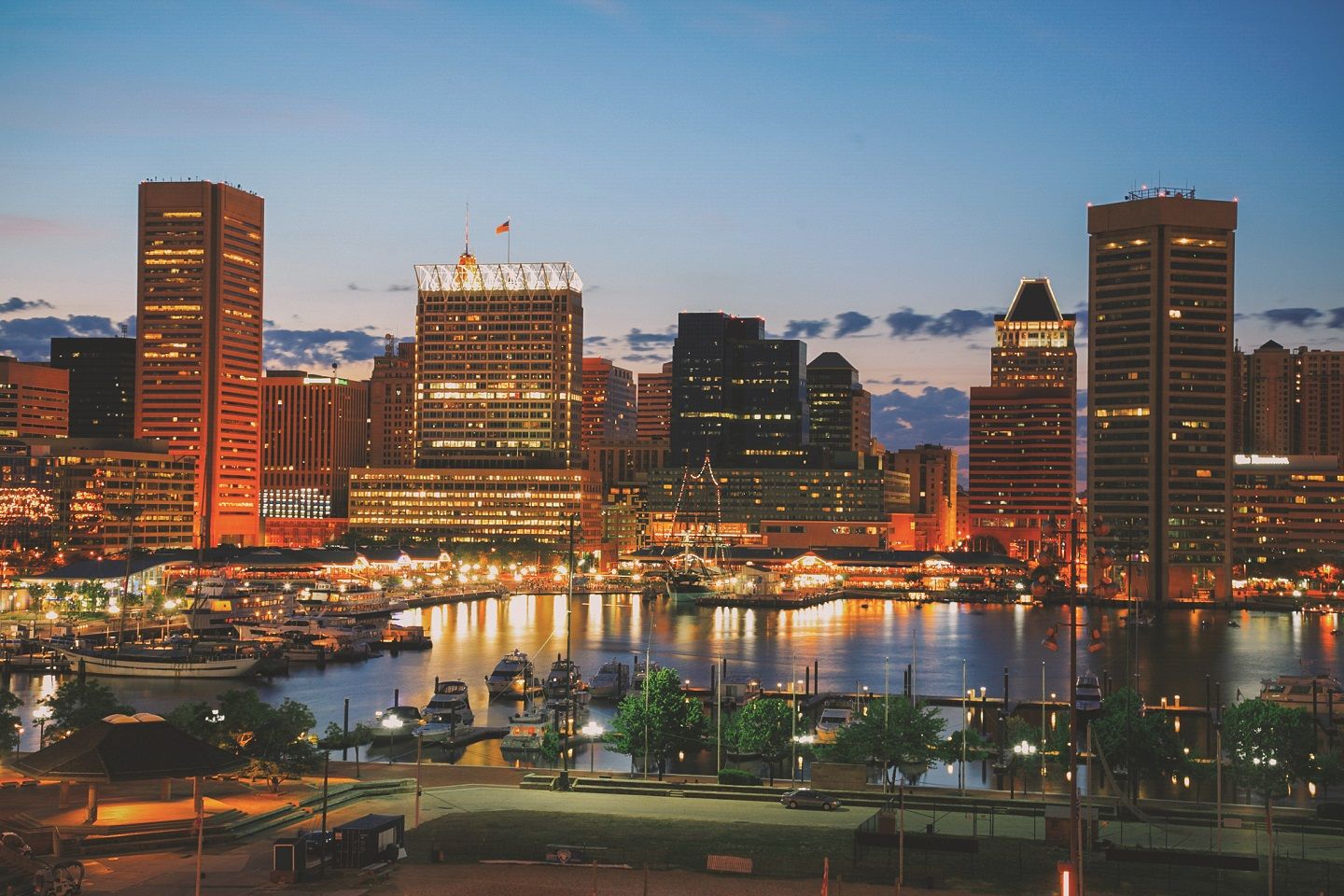 Baltimore Yacht Charters, Boat Tours & Dining Cruises Hornblower
